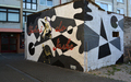 „Skokni do Jaske“ – novi grafit u centru grada